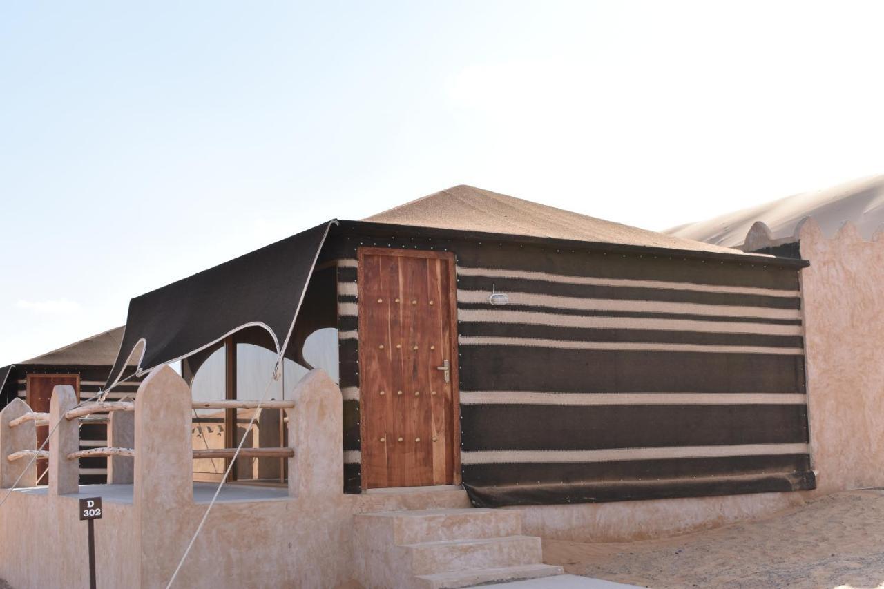 Thousand Nights Camp Hotel Shāhiq Екстериор снимка